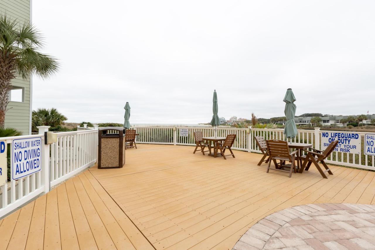 Sands Beach Club Briarcliffe Acres Екстер'єр фото